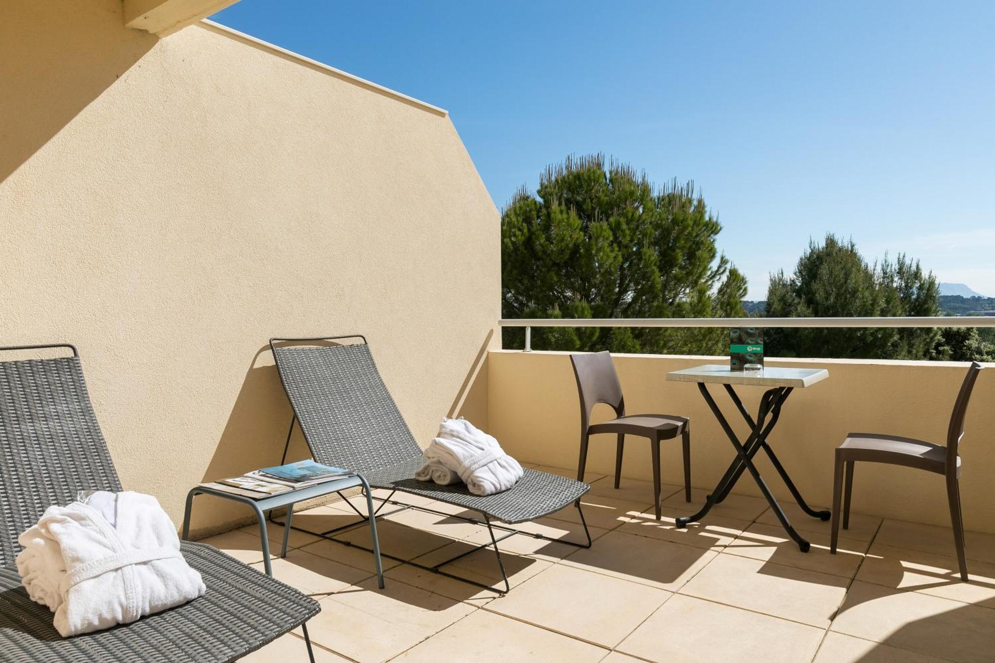Hotel Birdy By Happyculture Aix-en-Provence Dış mekan fotoğraf